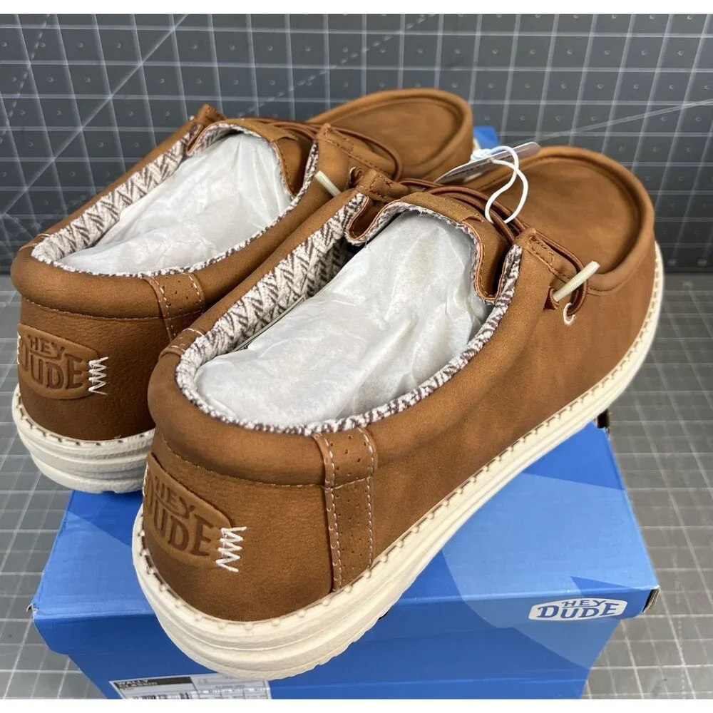 Hey Dude Men's Wally Classic Slip-On Loafers Tan Size 11 New - Picture 3 of 9